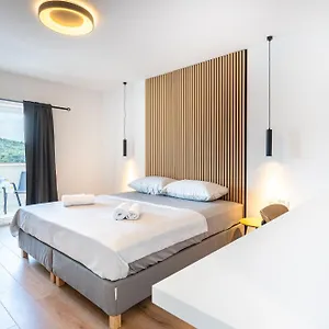 & Klemenc Apartment