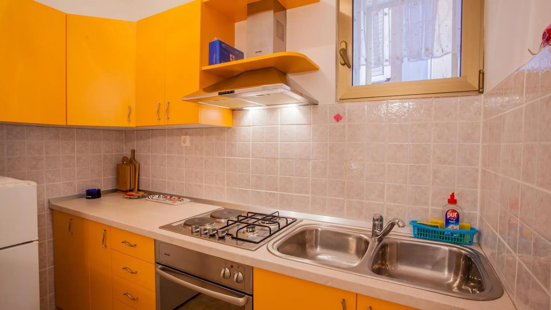 Apartments Dabovic Cres 0*,  Croazia